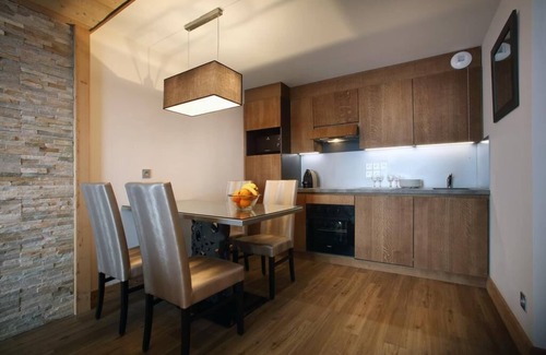 Eclose-Est Apartamento | Wifi, fitness, piscina, sauna, hammam, balcón, tv, 45m², Alpe d'Huez