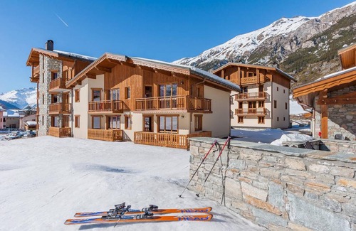 Lanslevillard Apartamento | Wifi, 200m from ski slopes, fitness, balcony, parking, tv, ski locker, 60m², Val Cenis