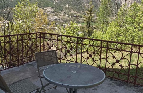 Jausiers Apartamento | Wifi, 2.o piso, piscina, sauna, terraza, balcón, parking, tv, 55m², Pra Loup
