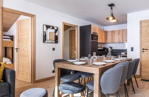 Montalbert Apartamento | Wifi, piscina, sauna, hammam, balcón, parking, local para esquís, 68-90m², Montalbert