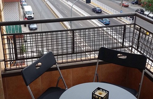 Benicalap Apartamento | Pasarela apartment: Wifi, Parking