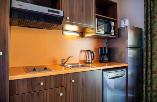 Jausiers Apartamento | Wifi, 4th floor, swimming pool, sauna, parking, tv, 35m², Pra Loup