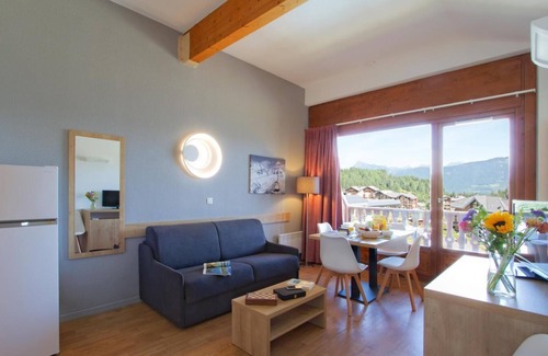 Les Esserts Apartamento | Wifi, 100m del centro estación, piscina, tv, local para esquís, 32-36m², Morillon
