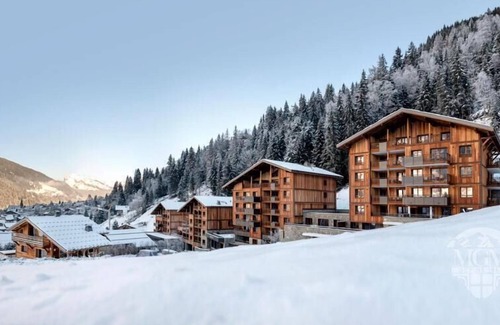 Les Contamines-Montjoie Apartamento | Wifi, fitness, piscina, sauna, hammam, balcón, parking, tv, local para esquís, 65m²