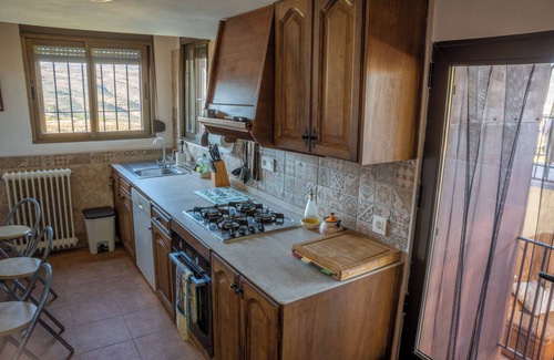 Albunuelas Casa | WIFI, PISCINA, RELAX, LAS MEJORES VISTAS, AIRE ACONDICIONADO Y TRANQUILIDAD