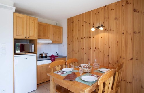 Saint-Etienne-en-Devoluy Apartamento | Wifi, fitness, piscina, terraza, balcón, parking, tv, local para esquís, 34m², Superdévoluy