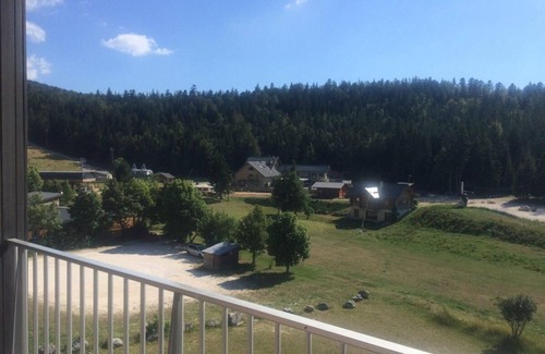 Correncon-en-Vercors Apartamento | Wifi, al pie de las pistas de esquí, 3.o piso, balcón, 41m², Villard de Lans