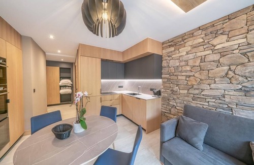 Tignes le Lac Apartamento | Wifi, al pie de las pistas de esquí, Planta baja, piscina, sauna, hammam, balcón, tv