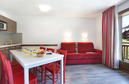 Morillon Apartamento | Wifi, piscina, terraza, balcón, parking, tv, local para esquís, 17-21m², Morillon