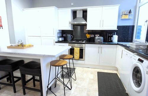 Wigan Apartamento | Wigan Central Comfort | Amazing Family Apartment + Free Parking | 6 Guests