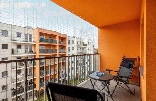 Stare Miasto District Apartamento | Wilczak Spacious Apartment with FREE GARAGE Poznań by Noclegi Renters