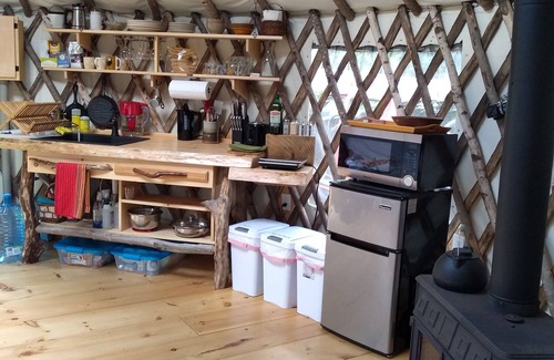 Dresden Cabina | Wild Acres Yurt en 36 acres que bordean 800 acres de perserve con un estanque de 300 acres