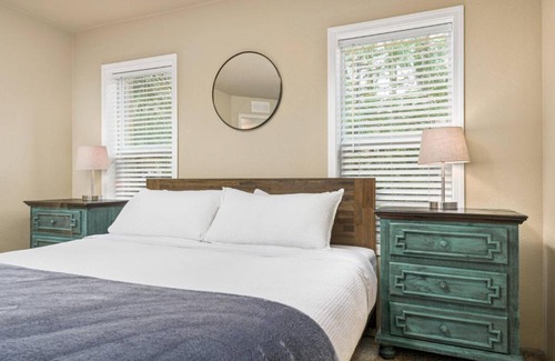 Mount Hood Village Casa | Wild Cascadia Retreat