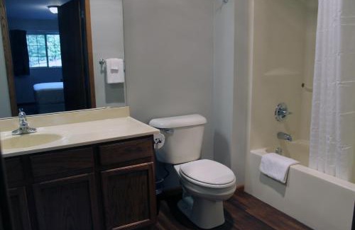 Eagle River Casa | Wild Eagle Lodge, 2 bedroom 2nd floor condo, #216