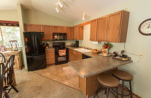 Eagle River Cabina | Wild Eagle Lodge
