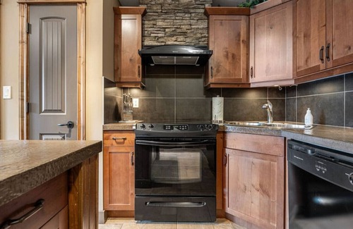 East Kootenay Apartamento | Wild Horses | Pool | Hot Tub | Hot Springs