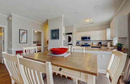 Central Myrtle Beach Apartamento | Wild Iris 101