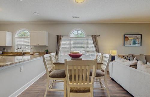 Central Myrtle Beach Apartamento | Wild Iris 101