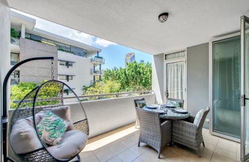 South Brisbane Apartamento | Wild Luxe Apt - Southbank & Fast WiFi, Parking