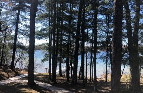 Interlochen Casa | Wild Refuge Lodge