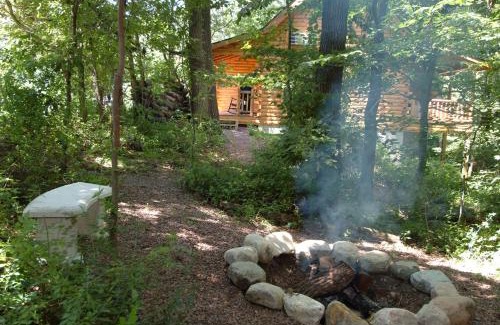 Millersburg Casa | Wild Rose Cabin by Amish Country Lodging