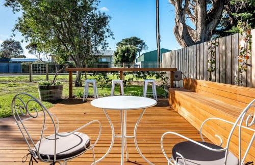 Goolwa South Casa | Wild Rose Cottage, 100M to the water