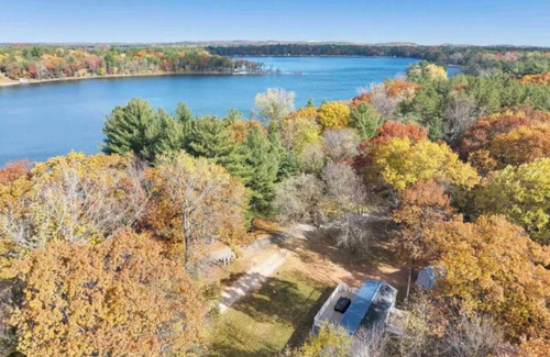 Wild Rose Casa | Wild Rose Retreat - Hot tub and Lake Access