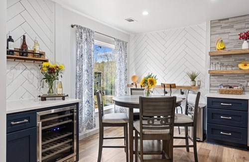 Roswell Casa | Wild Sunflower Retreat
