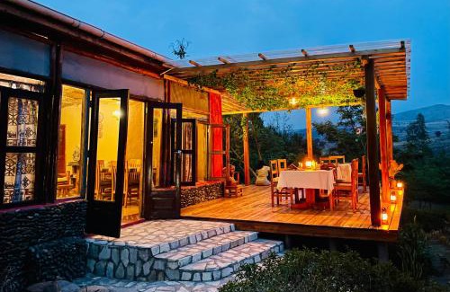 Kasese Hostal | Wild Tracks Overland Camp