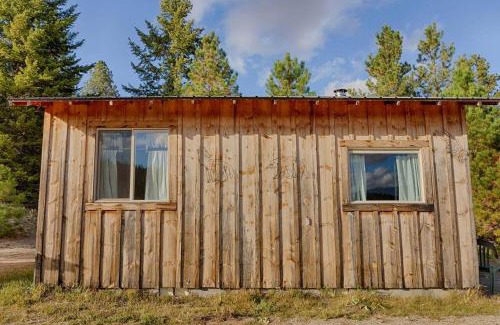 Oroville Casa | Wilderness Cabin - Eden Valley