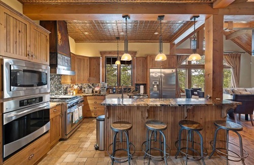 Eureka Casa | Wilderness Club Chalet Golf Retreat