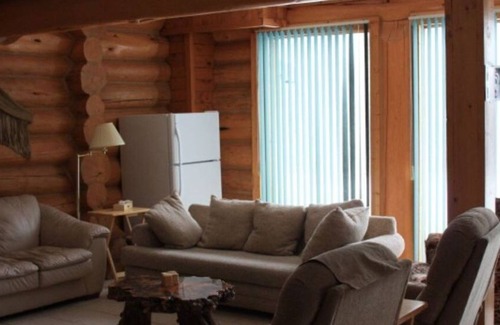 Edson Casa | Wilderness Log Home.