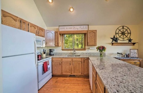 Linden Apartamento | Wilderness Ridge | Private Cabin w/ Mountain Views