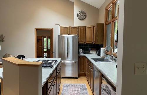 Old Timberline Casa | Wildest Dreams Cabin ⛰ - Hot Tub, Fire Pit, Dolly Sods Hiking, Lake Access 🛶