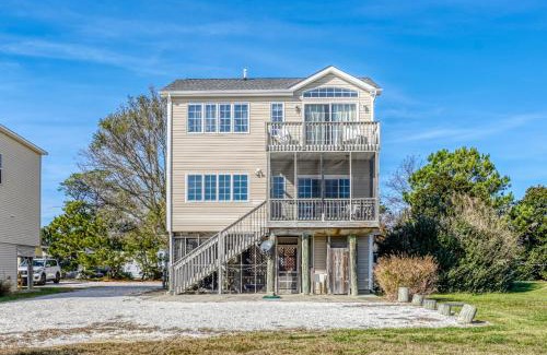 Chincoteague Casa | Wildflower - Waterfront & a deep water dock!