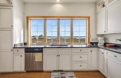 Chincoteague Casa | Wildflower - Waterfront & a deep water dock!