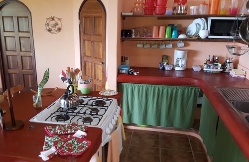 Puerto Jiménez Casa | PrivateMudSPA / Private 200 + Acre Reserve / Ozone Pool / Vistas al mar / KING ROOM
