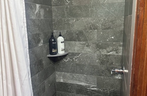 Waynesville Hotel | Wildrest Hotel