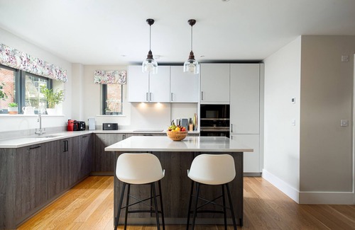 Holworth Casa | Wildside (WI15), Silverlake, Dorset. Lake Access.