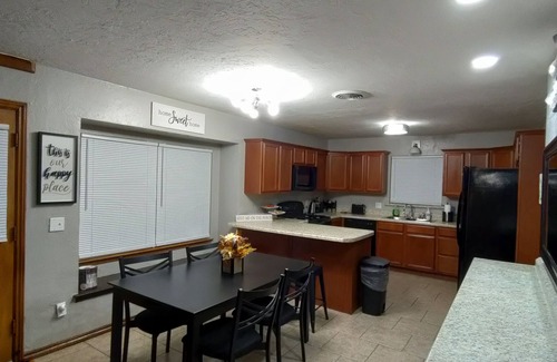 Oklahoma City Casa | WILDWOOD COMFORT