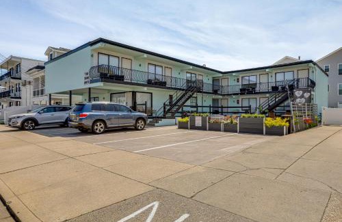 North Wildwood Apartamento | Wildwood Condo Community Pool, Walk to Beach!