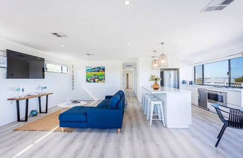 Ledge Point Casa | Wildwood, ocean views to the horizon