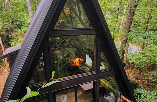 Abbeville Cabaña | Wilewood A-Frame Secluded / Romantic Hot Tub / Cold plunge