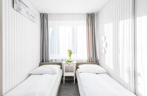 Przymorze Cama Y Desayuno | Willa Albatros Happy Hours