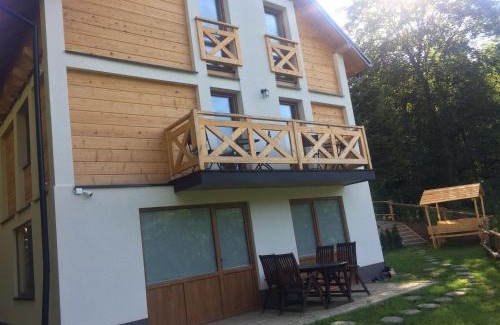 Solina Apartamento | Willa Ozark