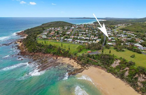 Bonny Hills Casa | Willaway - beach house at Bartlett Beach