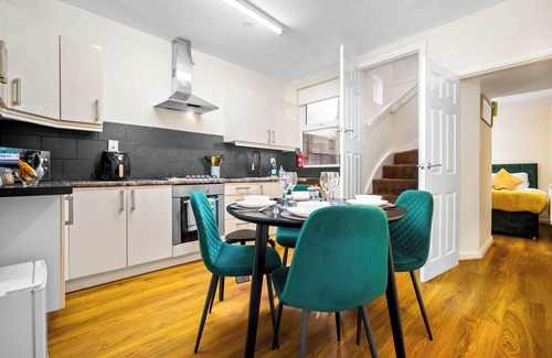 Birmingham Casa | Willes Road City House