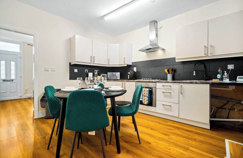 Birmingham Casa | Willes Road City House