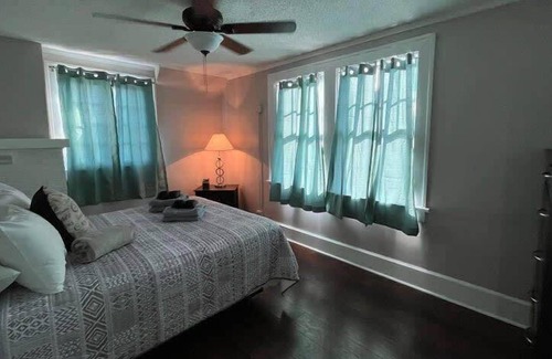 Vollintine-Evergreen Apartamento | Willett 2 Adorable Two Bedroom