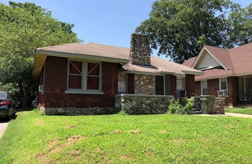 Vollintine-Evergreen Casa | Willett Home, a Quiet Getaway